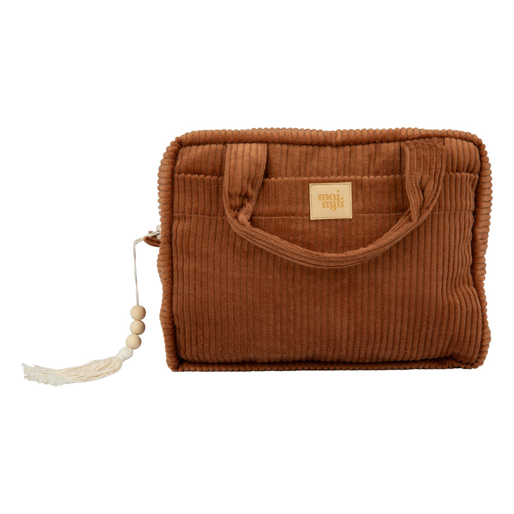 Large Make-Up Bag Caramel - brun necessär i manchester med handtag, dragkedja och tofs i beige